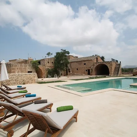 Son Delabau Gran Country house *